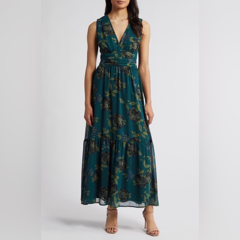 Print Sleeveless Chiffon Maxi Dress